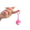Белый вагинальный шарик в розовой оболочке фото 3 — pink-kiss