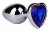 Серебристая анальная втулка с синим кристаллом-сердцем - 7 см. фото 1 — pink-kiss
