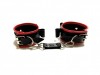 Черно-красные наручники с бантиками из эко-кожи фото 2 — pink-kiss