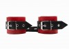 Красно-черные наручники с фиксацией на двух карабинах фото 4 — pink-kiss
