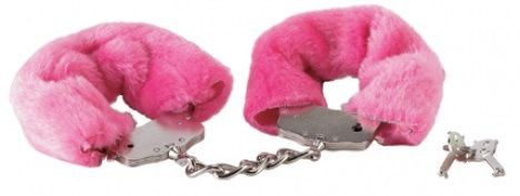 Розовые меховые наручники на сцепке с ключами фото 1 — pink-kiss